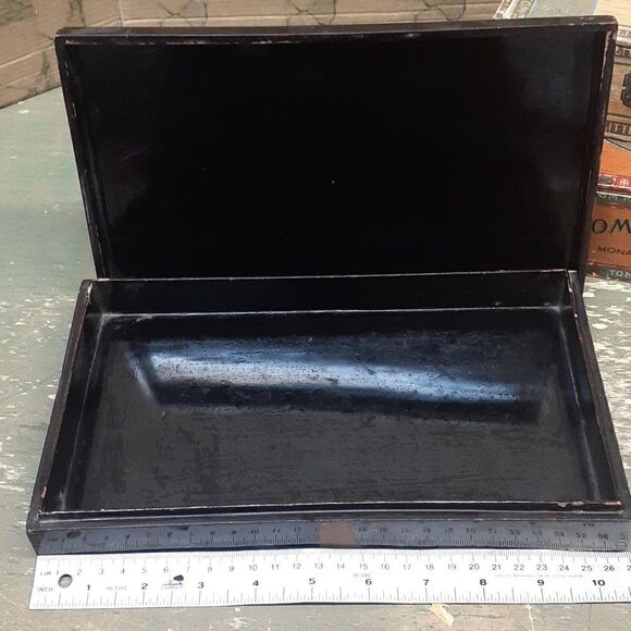 4 pc set of Vintage cigar boxes including Little Tom, Tom Moore, Yorkshire, etc. - Picture 5 of 9